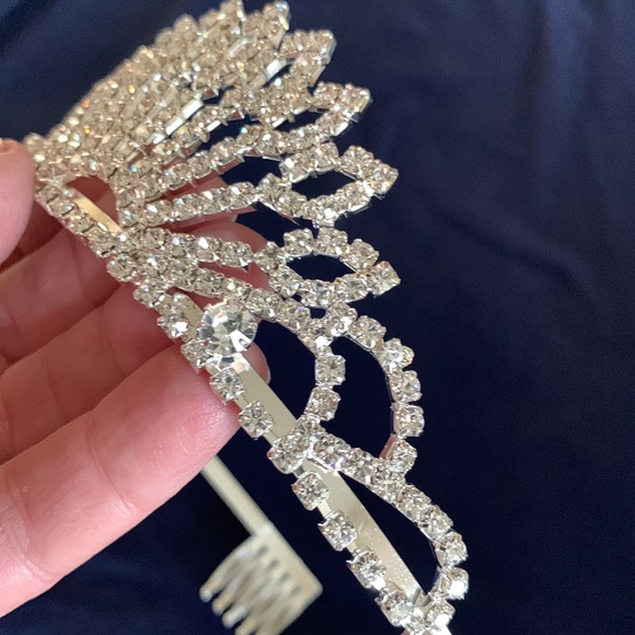 RHINESTONE TIARA - Picture 2 of 11